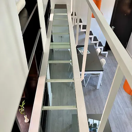 Romanilla Loft Apartment *